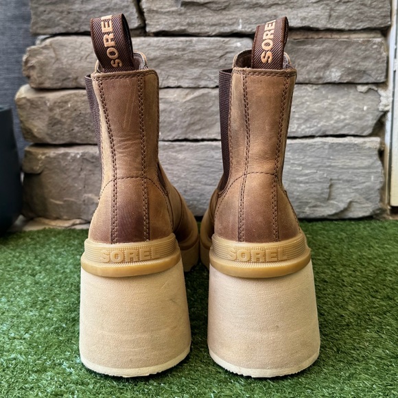 Sorel Hi-Line Heel Chelsea boots size 7.5 - Picture 6 of 11